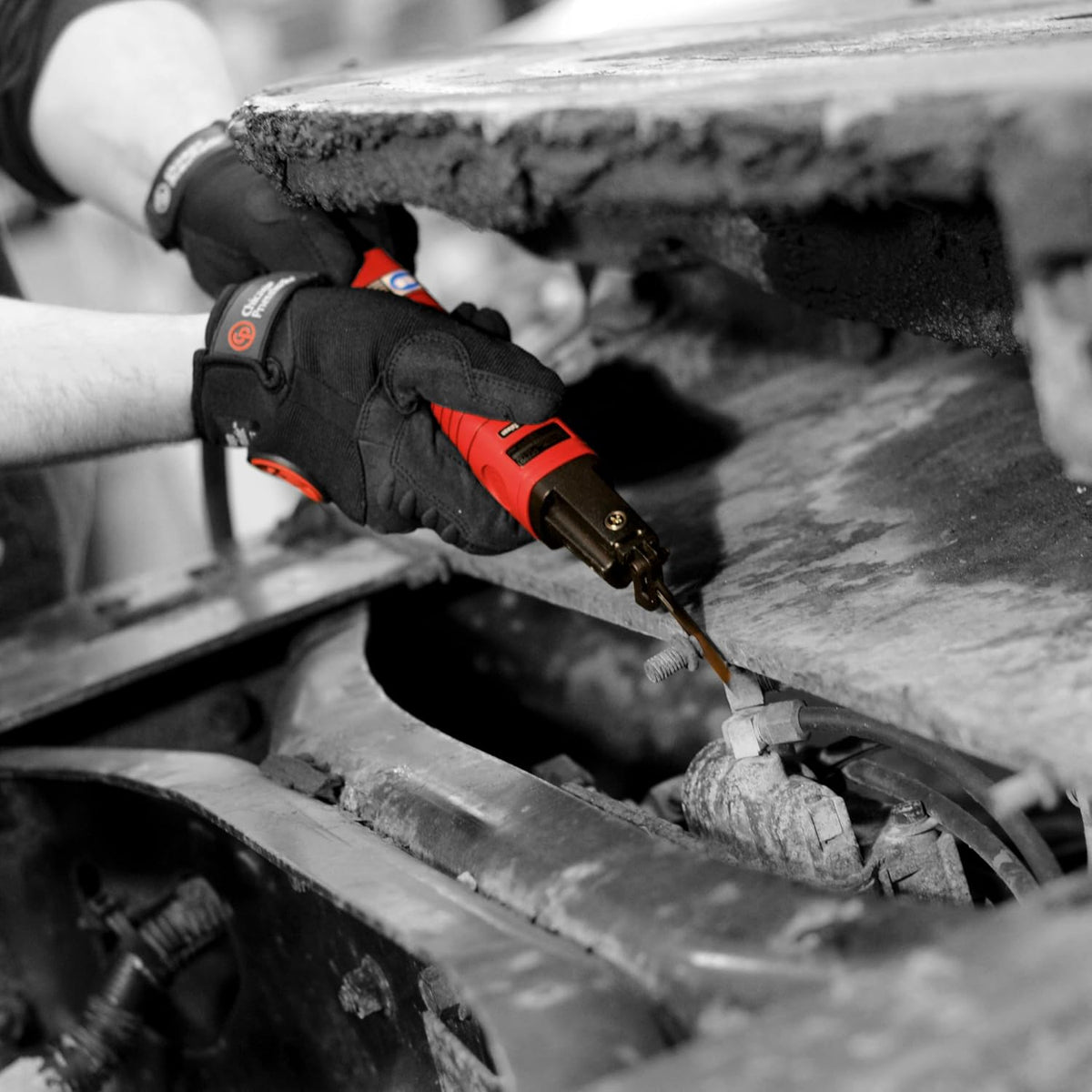 a Chicago Pneumatic CP7901 Reciprocating Air Saw
